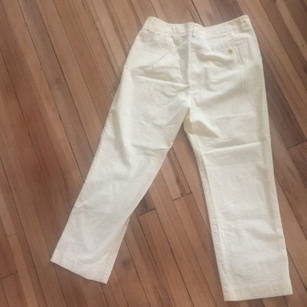 Pale yellow/white seersucker capris LILLY PULITZER size 4 - Picture 6 of 10